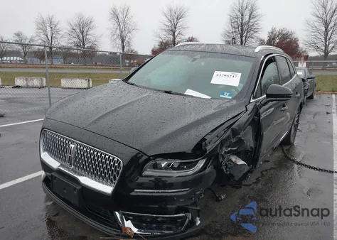 2020 Lincoln Nautilus Reserve z USA, uszkodzony, nr VIN 2LMPJ8K95LBL15191